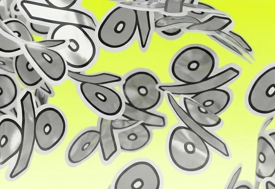 Скидки до −50%